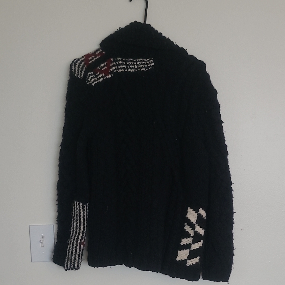 EDUN Black and Red Patterned Turtleneck Sweater